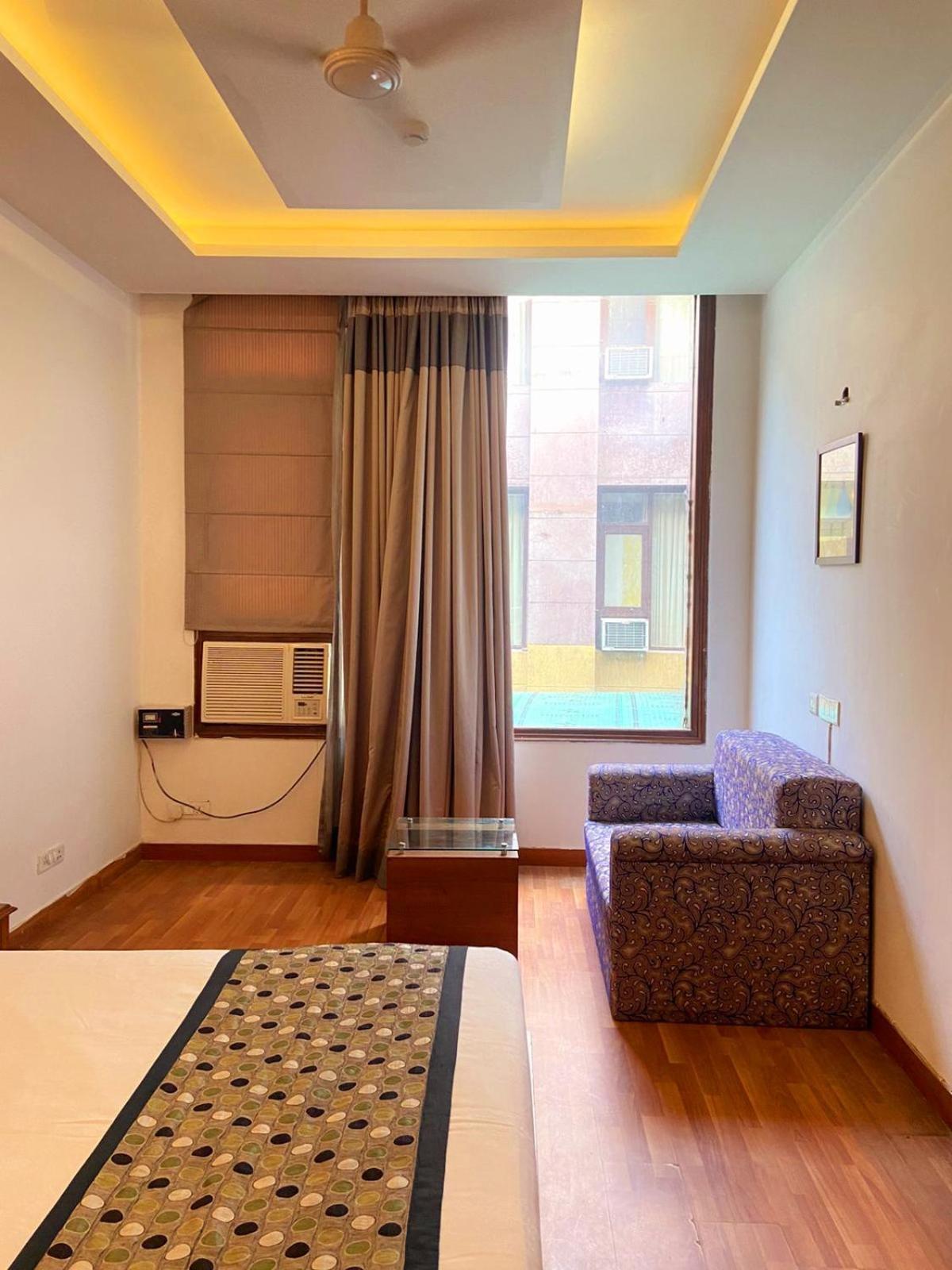 Modi Hotel & Resorts Pinjaur Extérieur photo